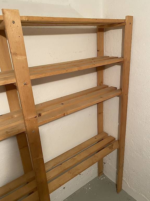 Scaffali: Latten Holzregal – Usato da Stein am Rhein venduto da aju_gr6w 1