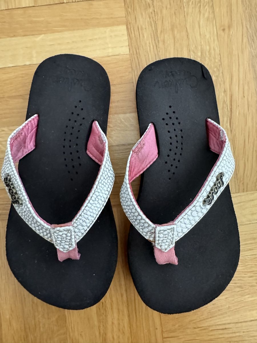 Schuhe für Mädchen: Kinder Flipflops Reef, Gr. 24/25 – Gebraucht aus Kilchberg ZH von Von_dutch 1