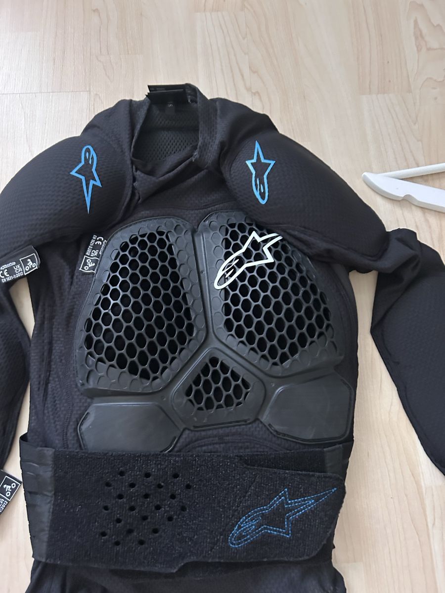 Alpinestars Protezioni & Imbottiture: ALPINESTARS STELLA BIONIC ACTION V2 DAMEN PROTEKTORENJACKE – Nuovo (secondo la descrizione) da Zofingen venduto da roj_ms9t 1