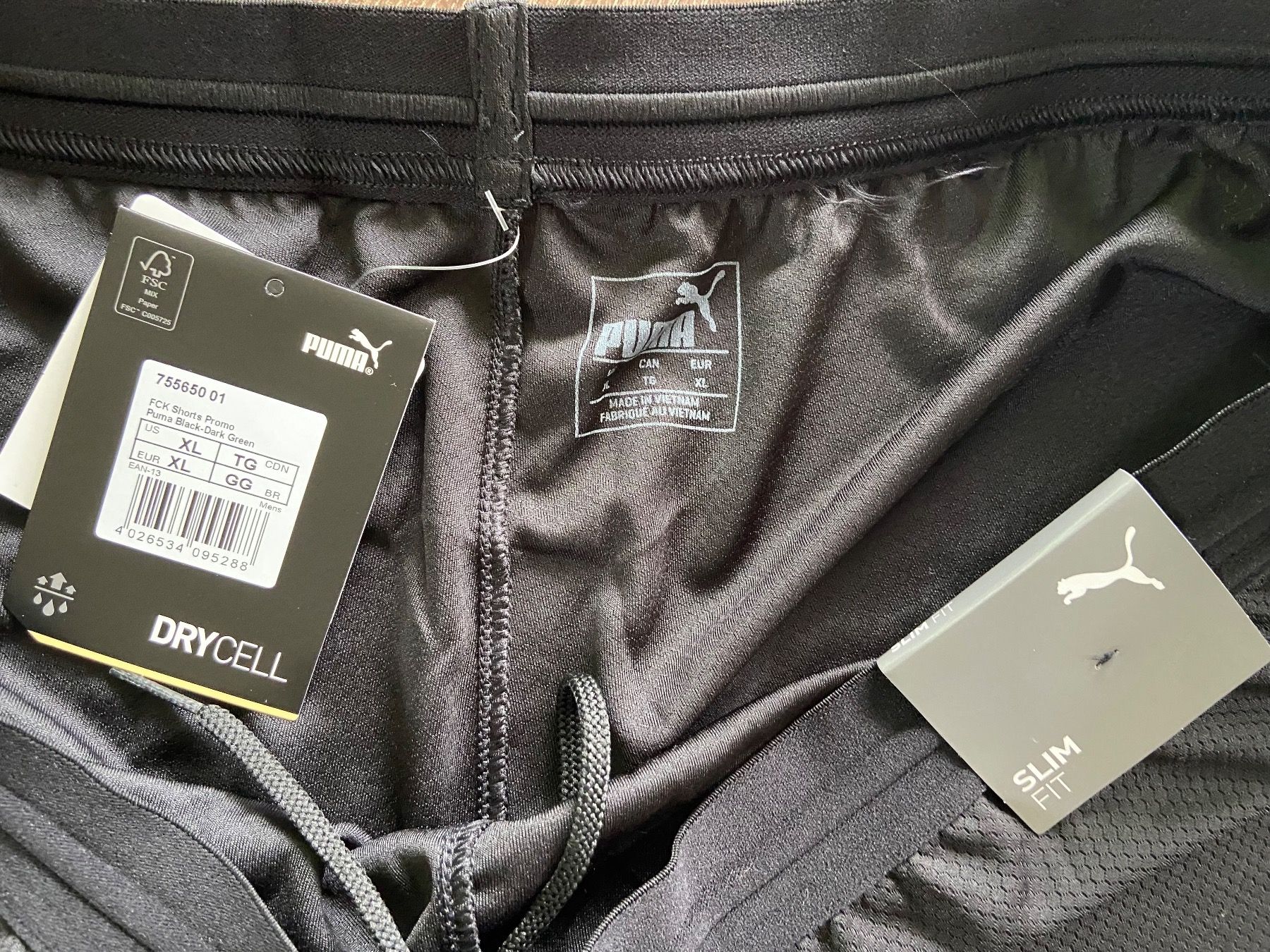 Puma Pantaloni: FK Krasnodar Hosen Gr. XL – Nuovo (secondo la descrizione) da Muttenz venduto da bargain_hunter 2