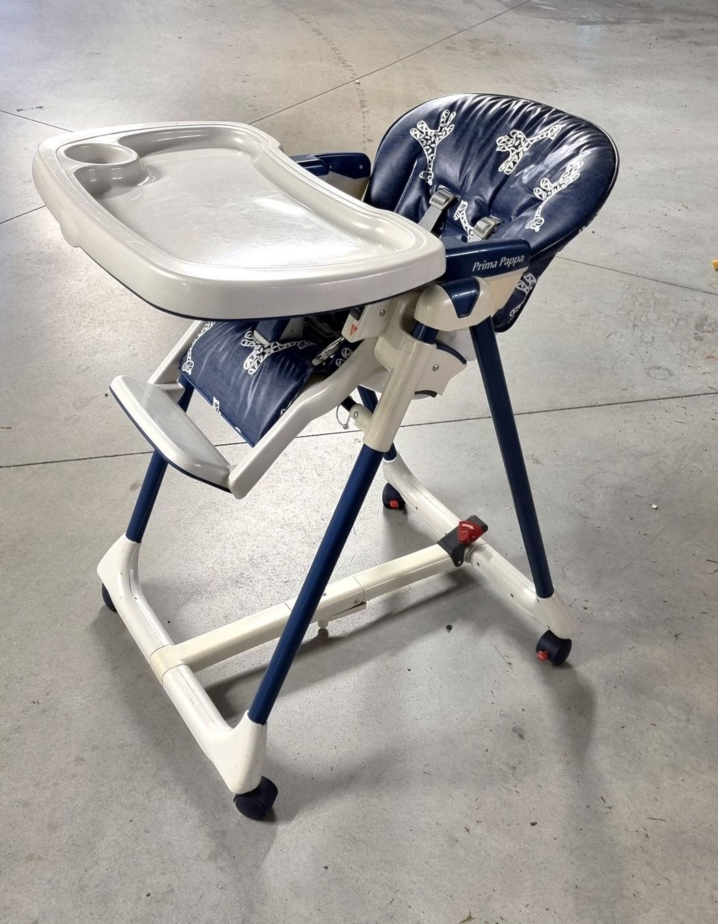 Hochstühle: chaise haute – Gebraucht aus Anzère von nello04