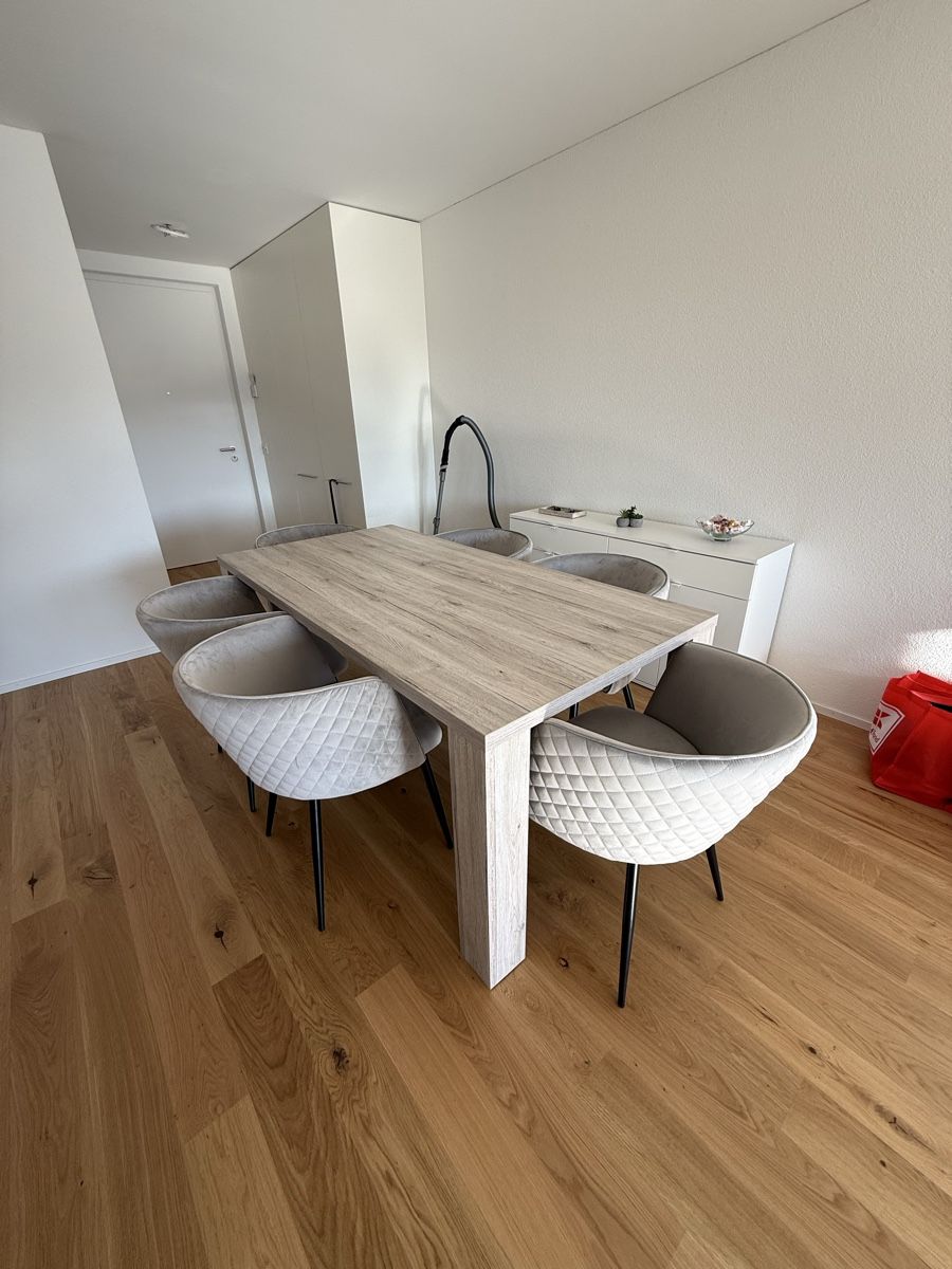 Conforama Set di tavolo e panche: Wohzimmer Tisch Baccio inkl. stühle – Nuovo (secondo la descrizione) da Münchenstein venduto da bloombluem