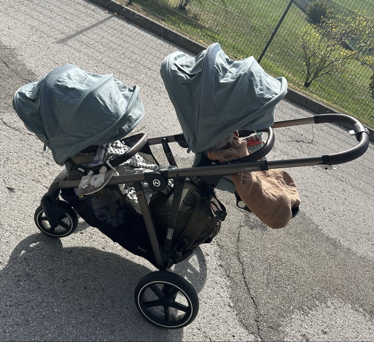 Cybex Carrozzine: Poussette double  – Usato da Fleurier venduto da v4ls23