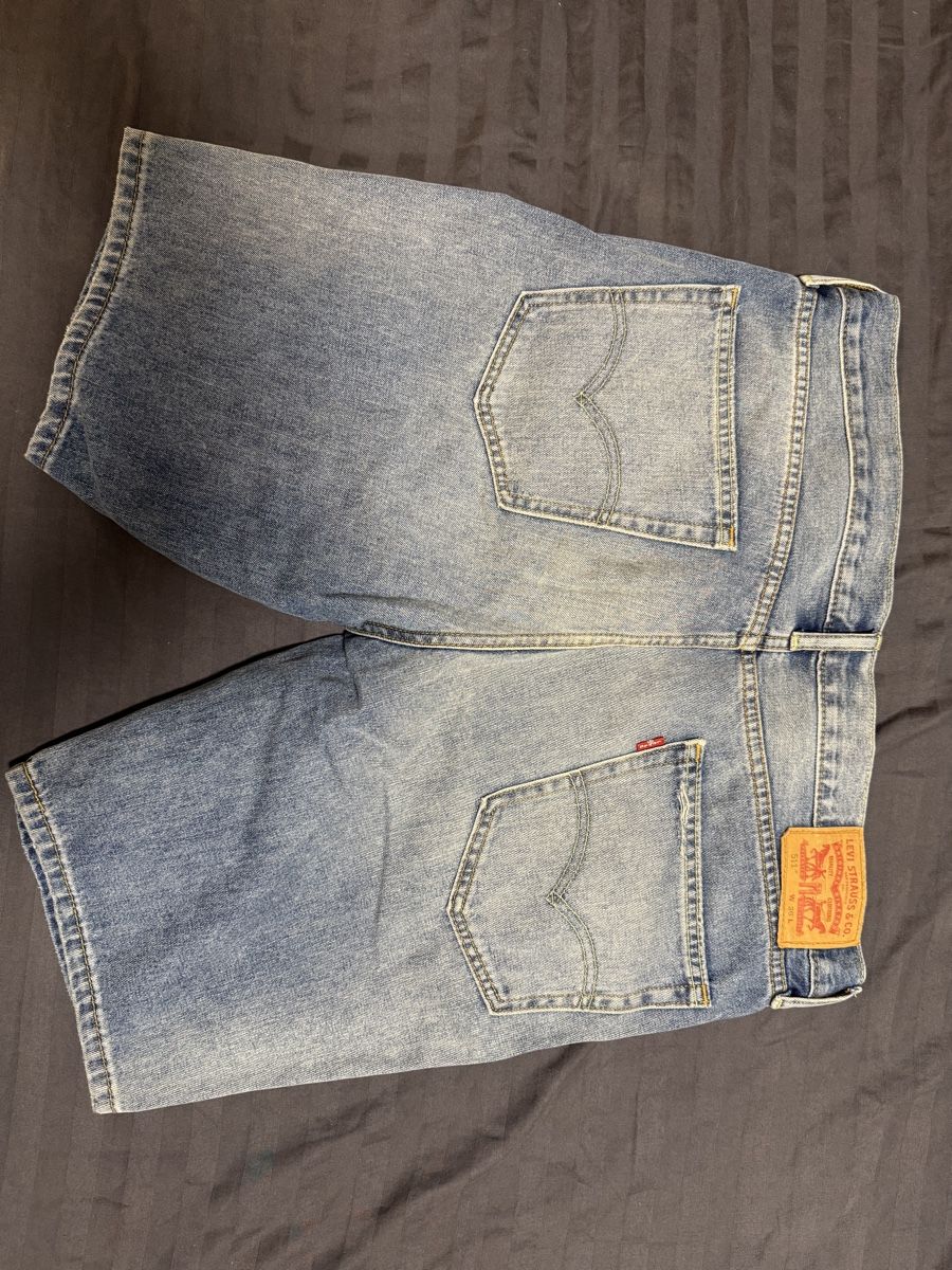 Levi's Jeans: Levi's Jeansshorts Grösse 34 leichte Gebrauchsspuren – Usato da Winterthur venduto da Gazai.ch 2