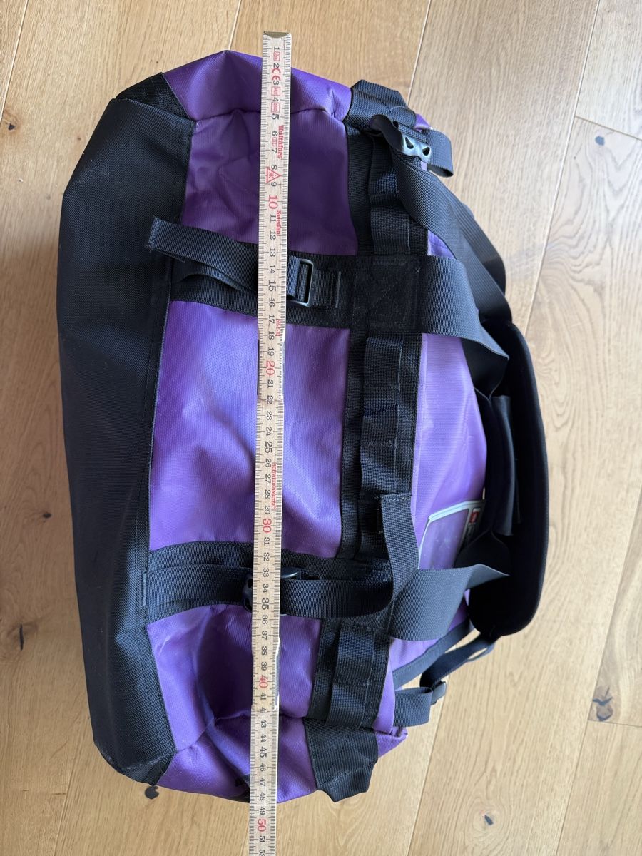 Zaini: The North Face Base Camp lila duffle – Usato da Bichelsee venduto da darthvada 1