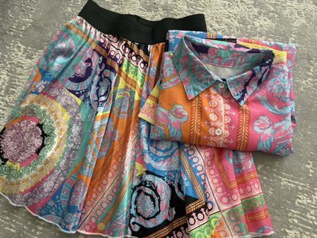 Sommer Set, Rock und Bluse mit Muster, Grösse S/36
