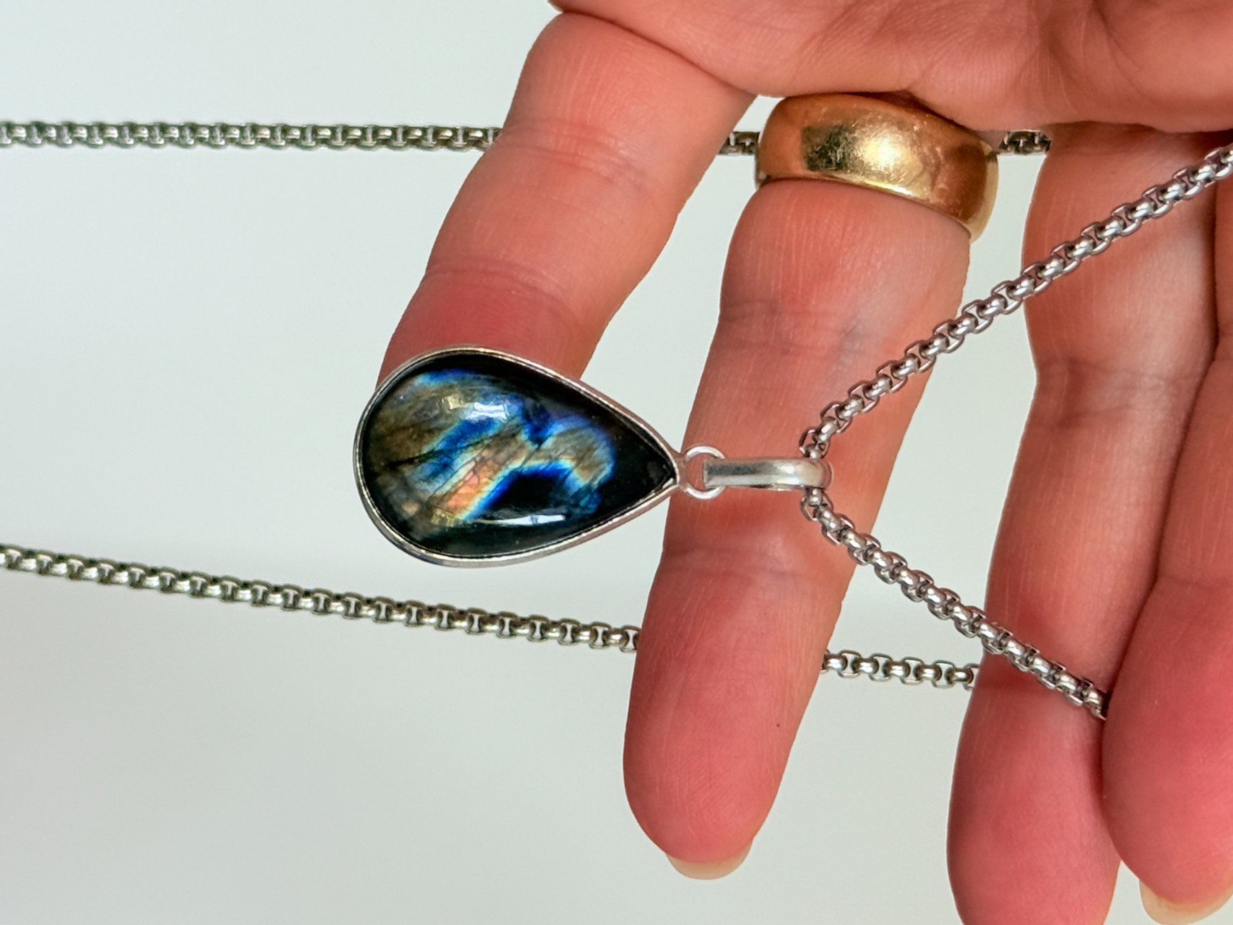 Ketten: Collier avec labradorite - Élégant & Naturel! – Neu und originalverpackt aus Genève von AWWA 8