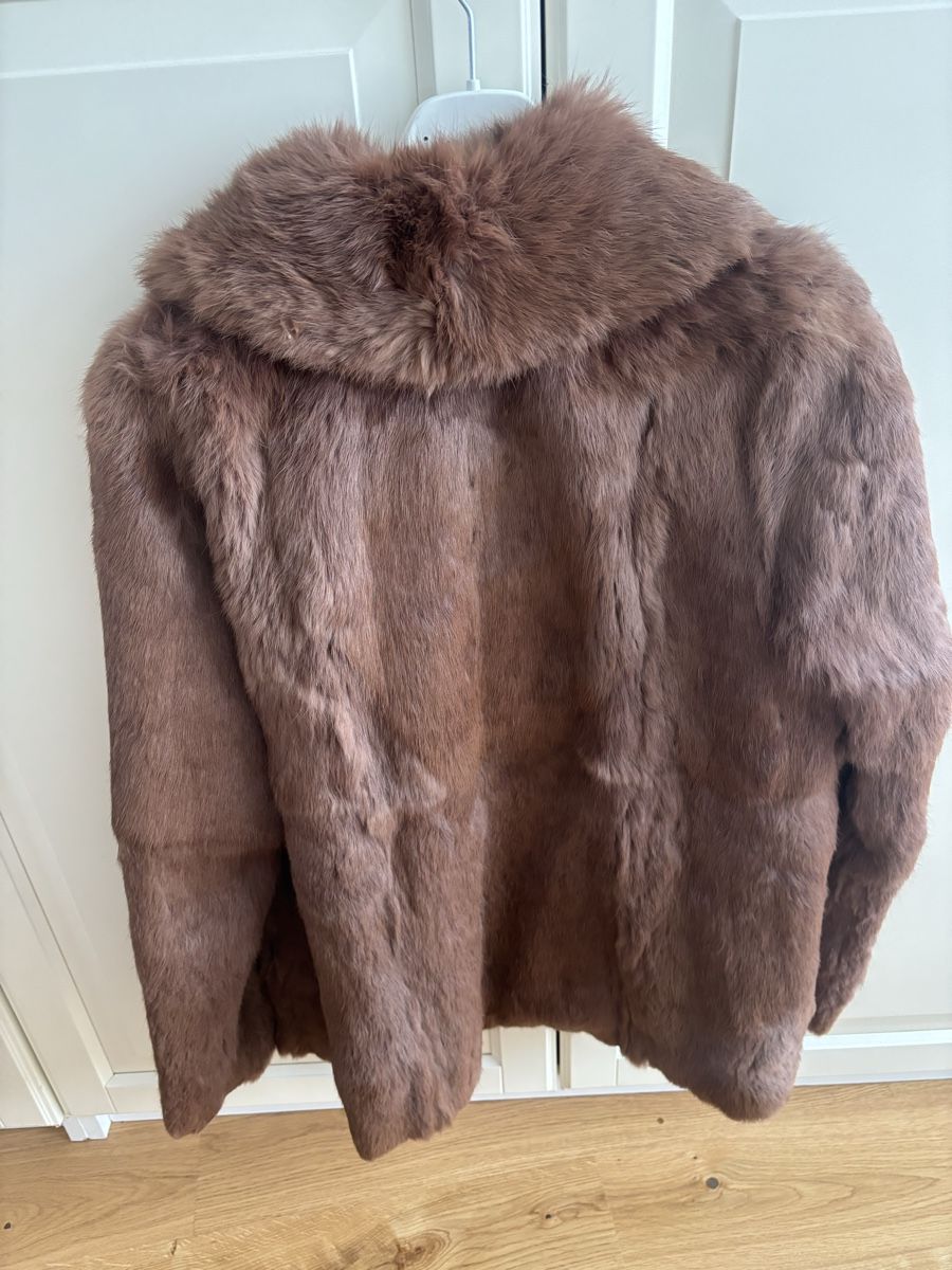 Giacche: Real fur jacket size Medium – Nuovo (secondo la descrizione) da Horgen venduto da len_qjz9 1