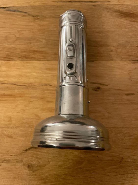 WONDER LAMPE TORCHE/FLASHLIGHT/TASCHENLAMPE 70' VINTAGE LR 20 MADE IN FRANCE