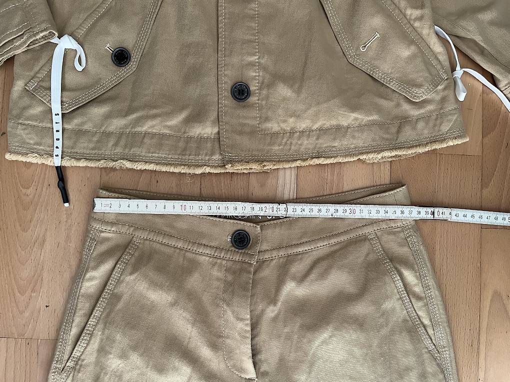Marc Cain Completi & Tailleur: Marc Cain Sport gr 38 – Nuovo (secondo la descrizione) da Bülach venduto da Lunaromina 2