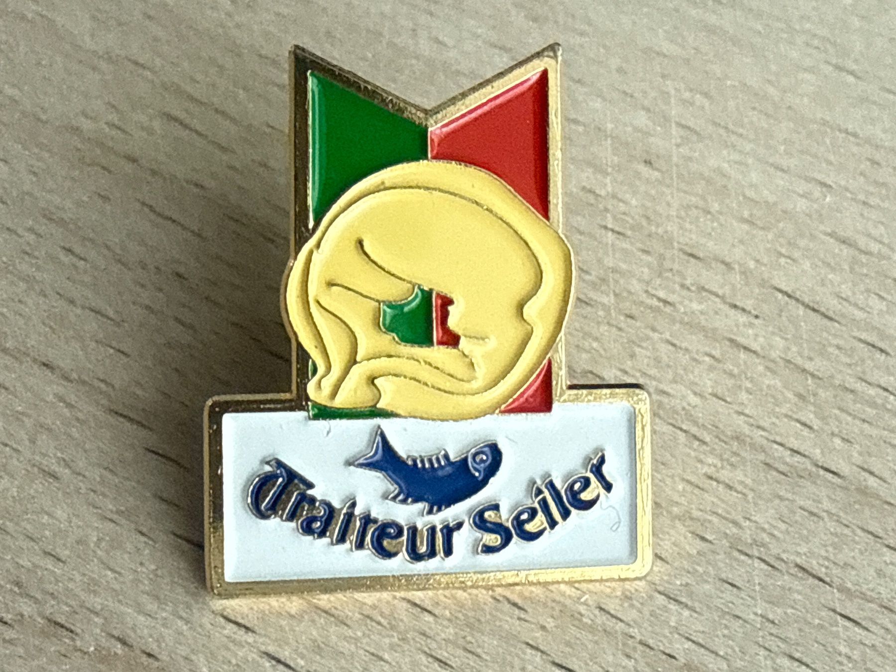Placchette & Badge: Pin Traiteur Seiler – Usato da Glattbrugg venduto da Schweigmatt