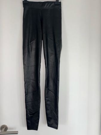 Leggings TW Kunstleder schwarz Grösse 32