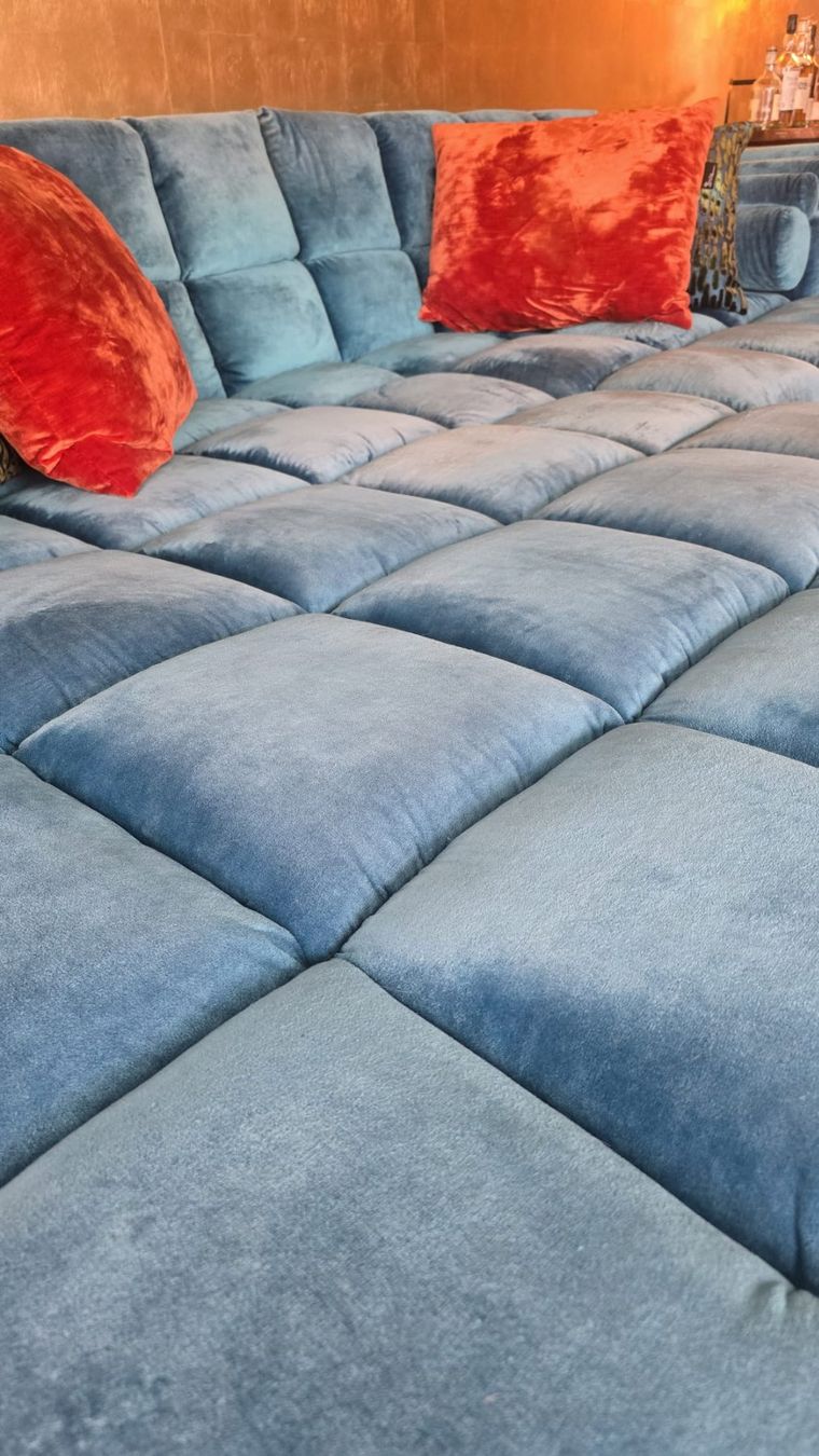 Bretz Sofas: Bretz Ocean 7 Sofa mit Drehsessel und Salontisch – Gebraucht aus Oberwil-Lieli von idorroc8966 6