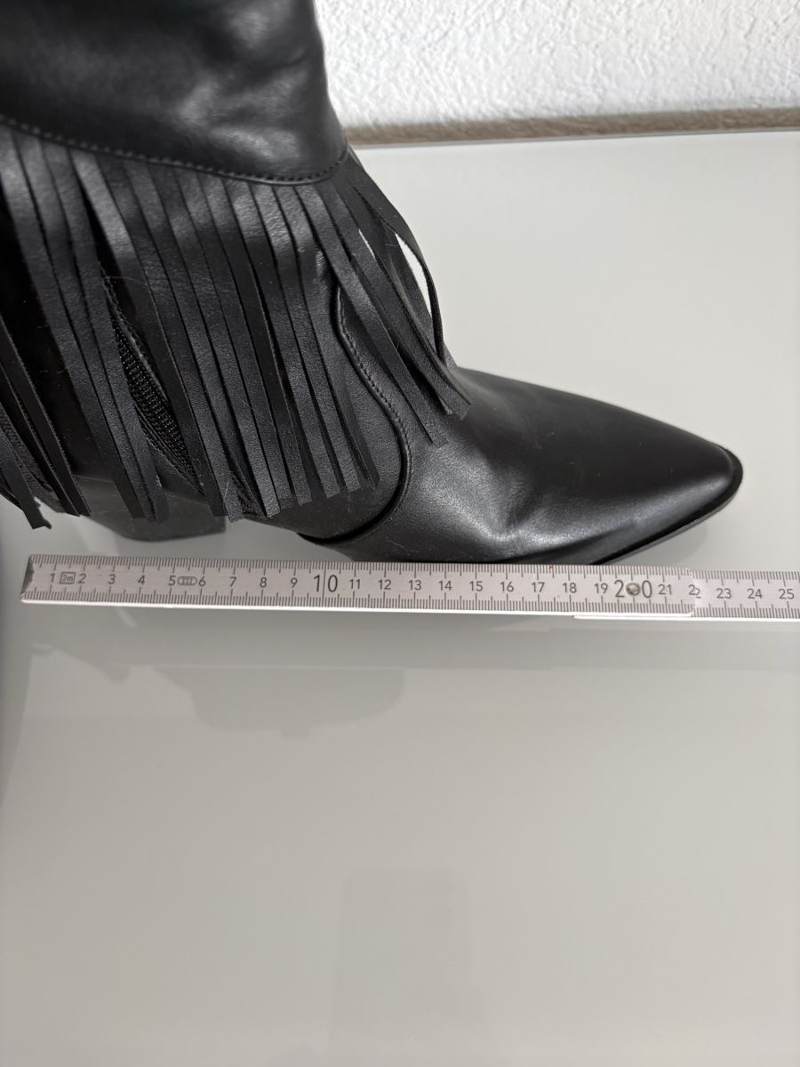 Damenschuhe: NEU: Stiefel mit Fransen – Neu (gemäss Beschreibung) aus Bülach von kittygismo 3