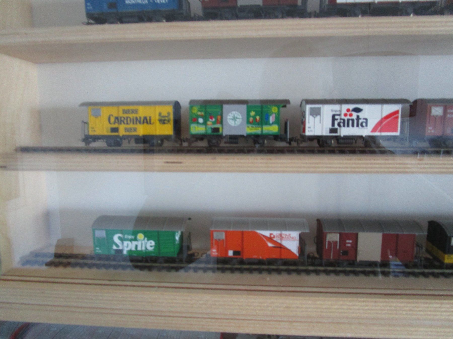 Bemo Modellini di ferrovie: Collection complète wagons publicitaire MOB BEMO + 2 marchan – Nuovo e nell'imballaggio originale da Lutry venduto da Momo1095 2