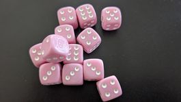 12 Hello Kitty Würfel 
