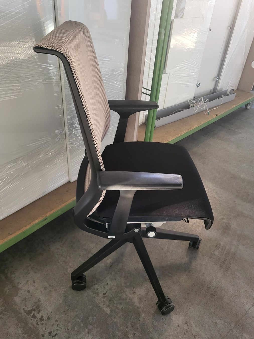 Steelcase Sedie: Bürostuhl ergonomisch Steelcase – Usato da Diessenhofen venduto da Osio 2