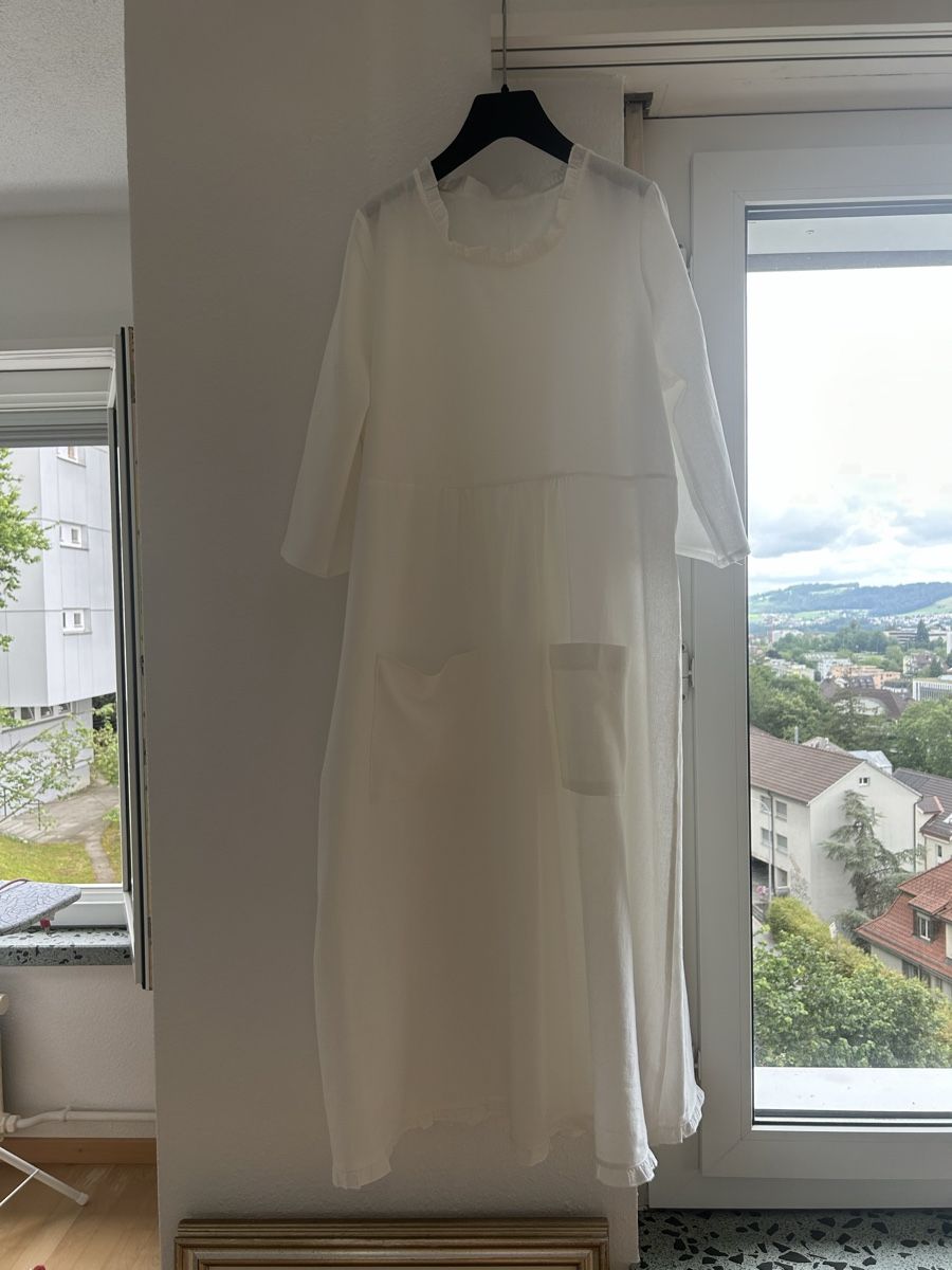 Vestiti: Kleid – Nuovo (secondo la descrizione) da St.Gallen venduto da tze_g7lv 2