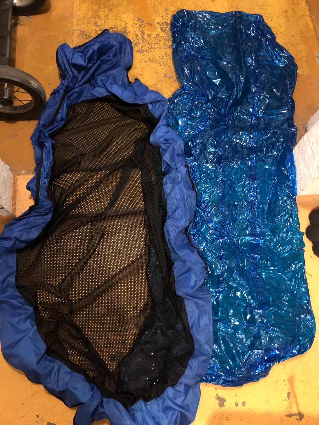 Matratzen: 2x luftmatratze blau – Gebraucht aus Olten von eti_r289