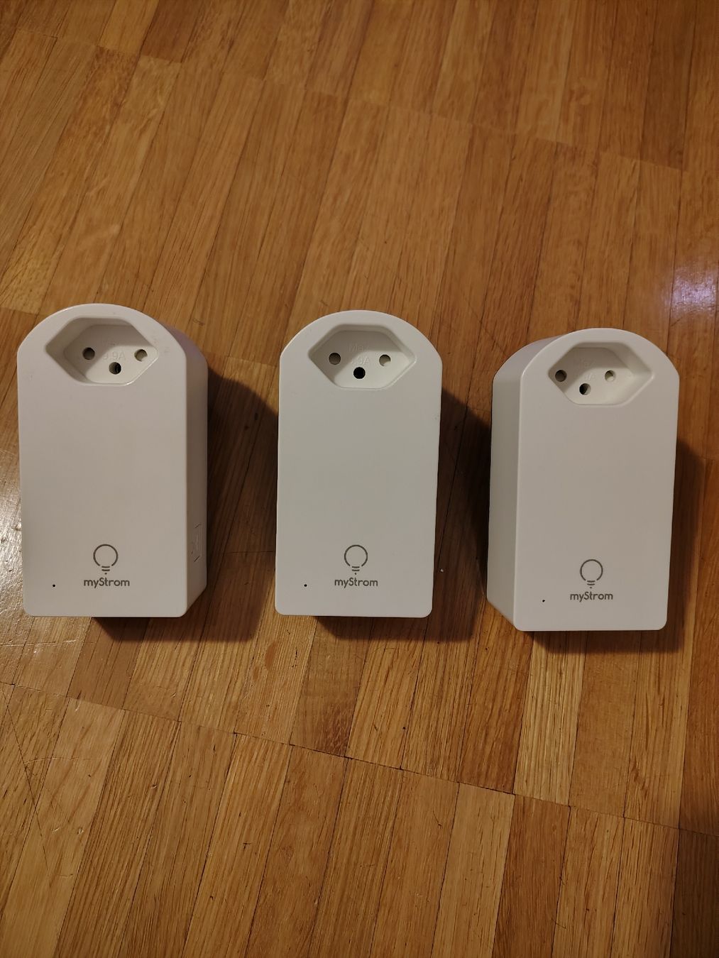 myStrom Unità & Adattatore: MyStrom Powerline 2000 Connection - Set of 3 – Usato da Zürich venduto da nic_7h2v