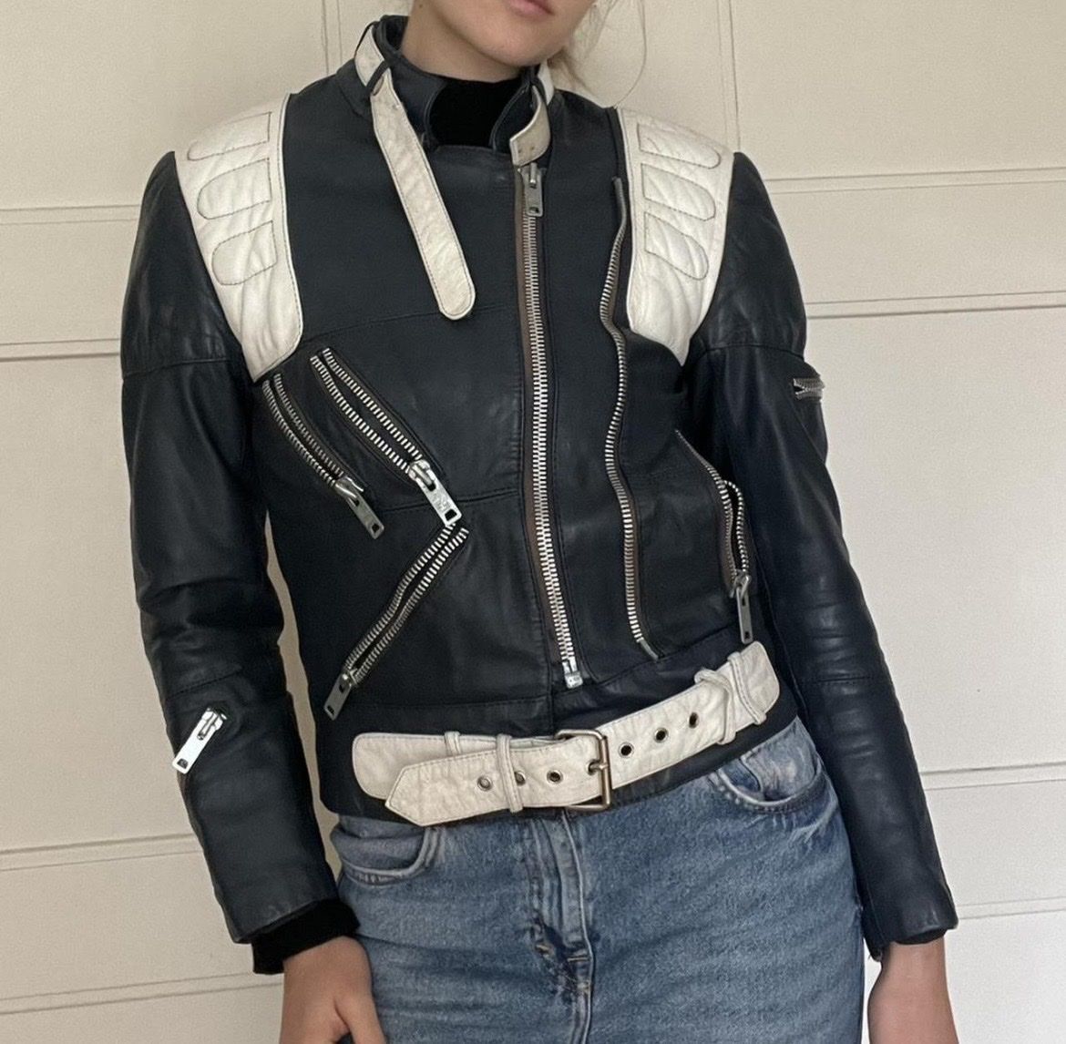 Giacche: Leather Jacket Navy Blue/White Quilted Shoulders Size S – Usato da Zürich venduto da Melina.A 4