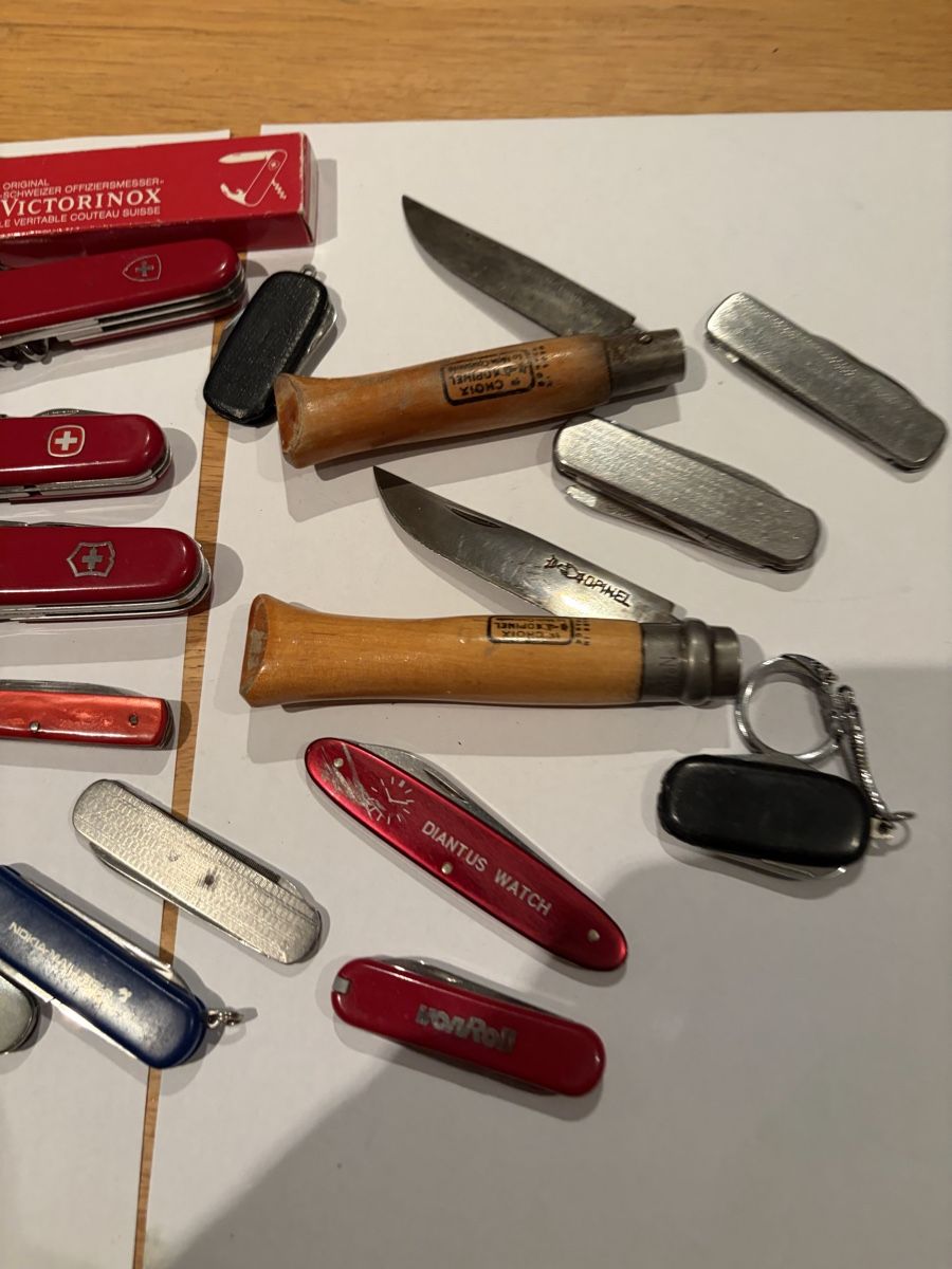 Taschenmesser: Lot de couteau de poche divers – Gebraucht aus Echallens von JAR69 2