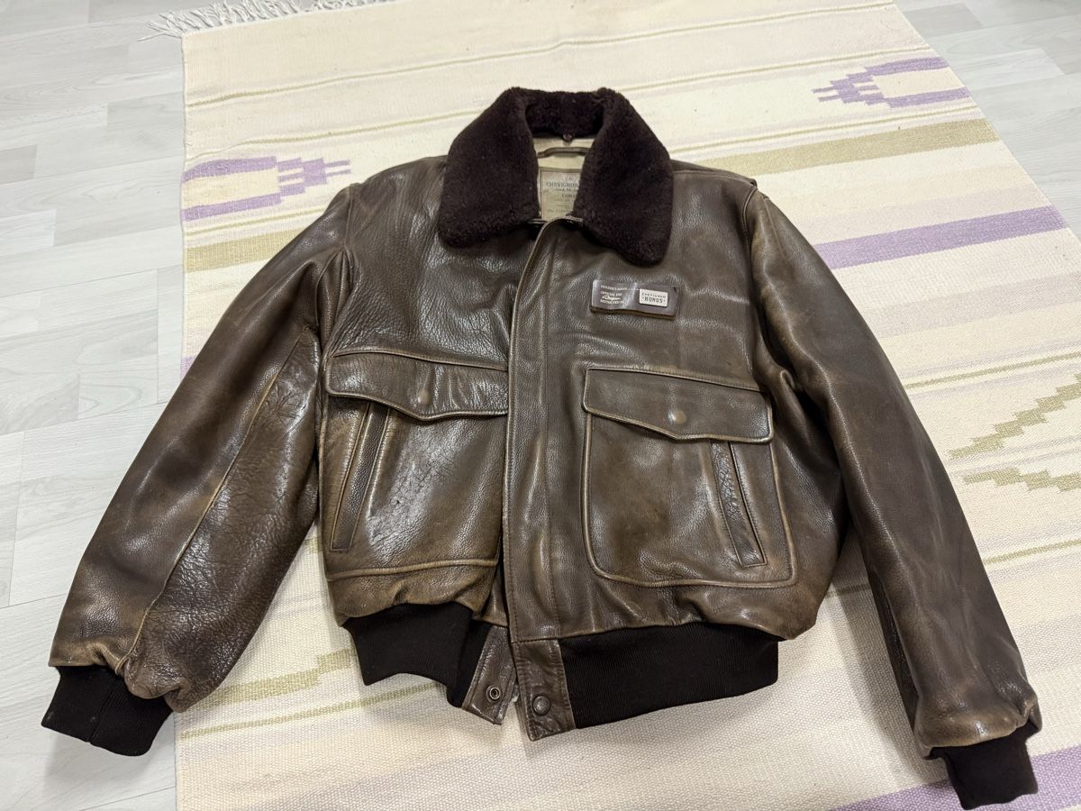 Chevignon Giacche: Veste aviateur Chevignon Bond – Usato da Valeyres-sous-Rances venduto da gegg