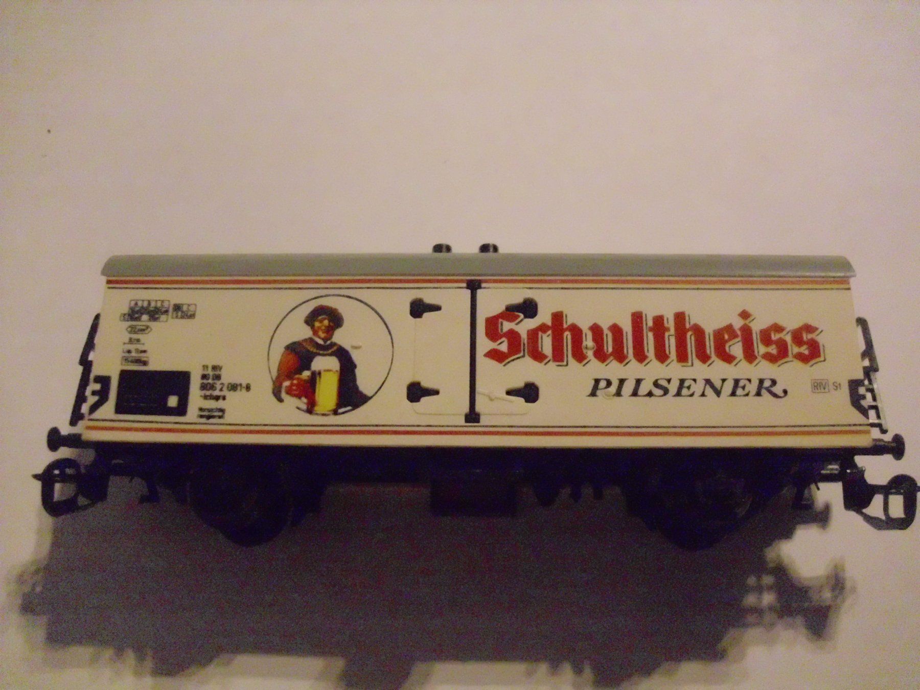 Tillig Modellini di ferrovie: 5  Bierwagen in TT und 2 andere – Usato da Schwanden GL venduto da roerich20 1