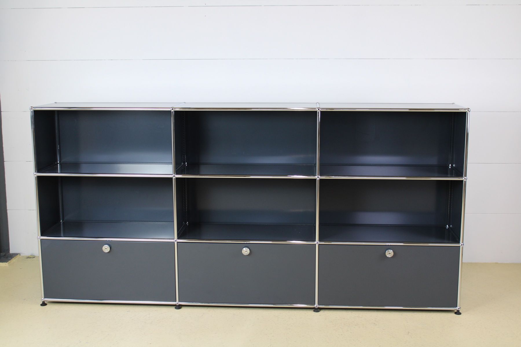 USM Cassettiere: USM Sideboard, Lieferung möglich – Usato da Meinisberg venduto da atelier_TILIJA 6