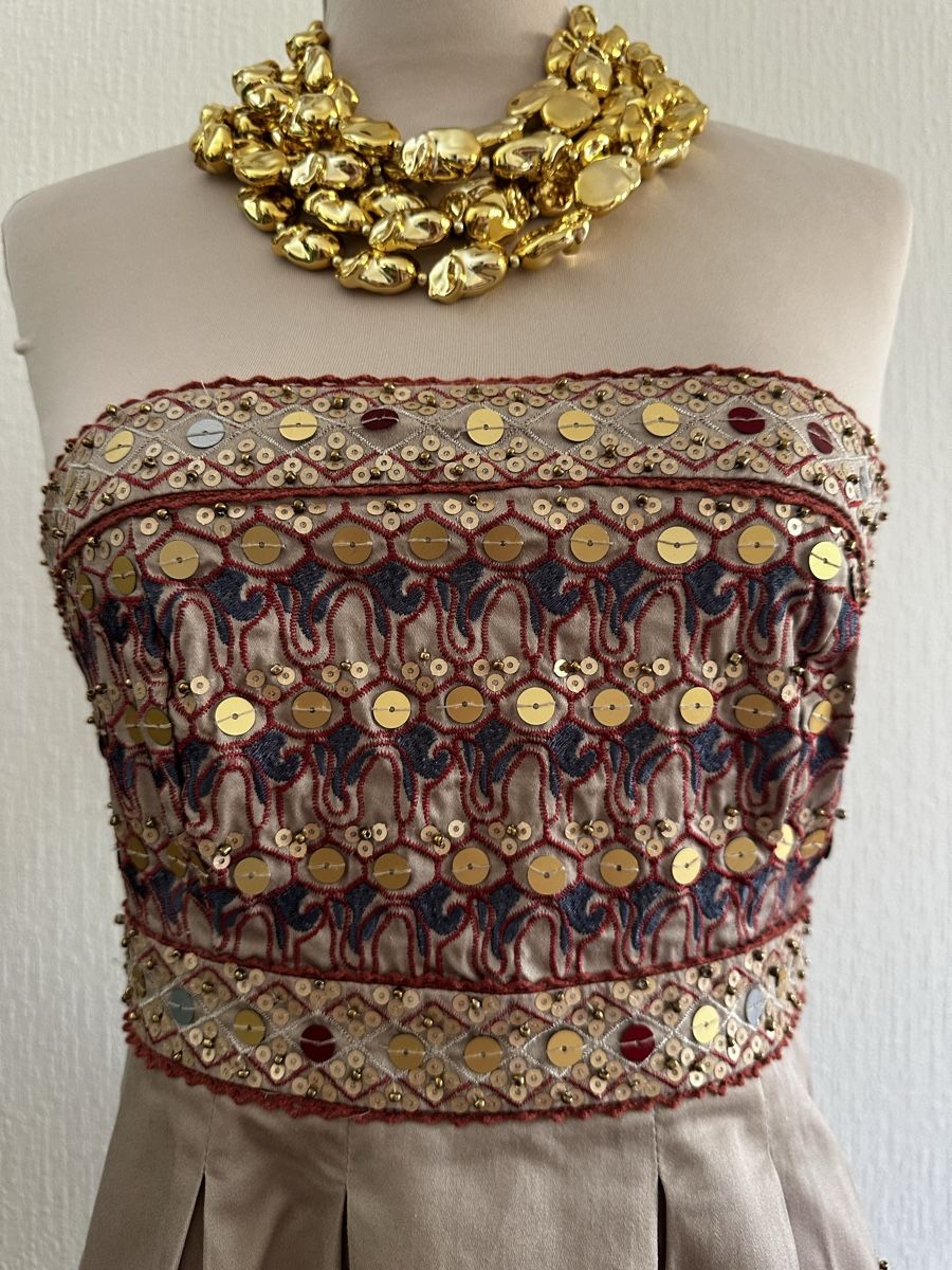 Kleider: Robe bustier Blanco taille S ornée sequins bon état – Neu (gemäss Beschreibung) aus Châtelaine von Alexandra.jankowski 1