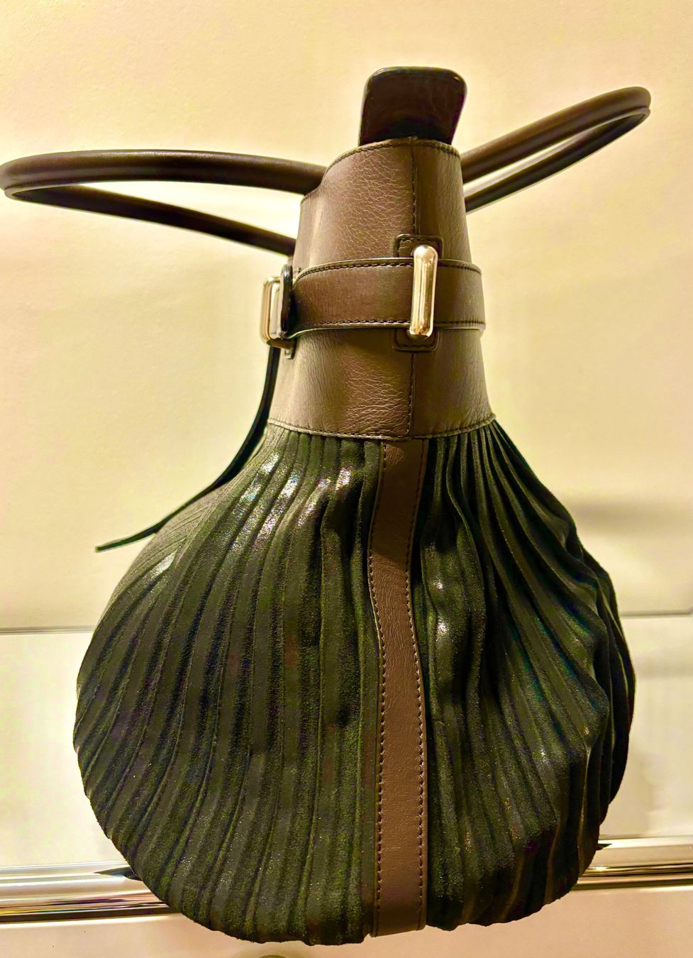 Borse da donna: Edle Handtasche aus Leder – Nuovo (secondo la descrizione) da Zürich venduto da Iva_Nova 2