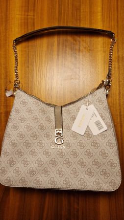 Lässige "Guess" Handtasche mit Logo Muster neu mit Etikett