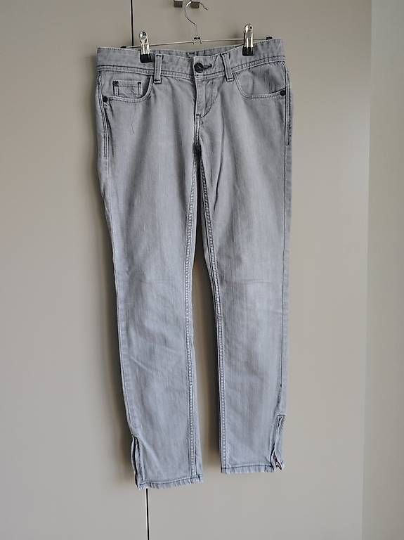 Jeans: Damenjeans, Grösse W27 / L30, grau – Usato da Bern venduto da jug_l8tl 1