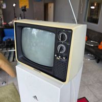 Alter Intervision IC RP-204 C Transistor Röhren TV Fernseher