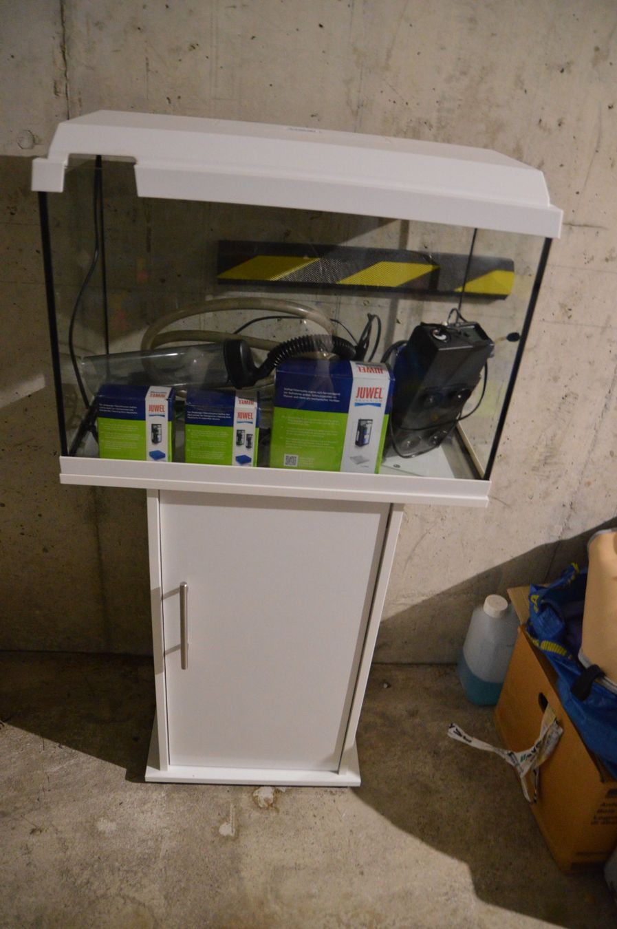 Aquarium: Aquarium – Gebraucht aus Renens VD von Altange 3