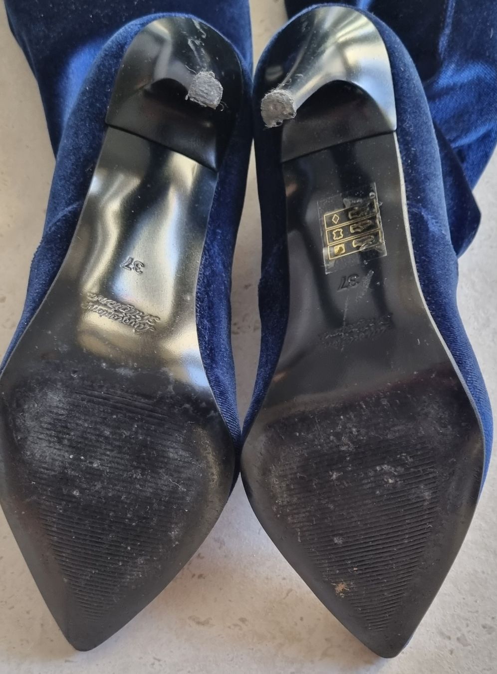 Scarpe da donna: Italienische Samtstiefel blau Gr.37 – Nuovo (secondo la descrizione) da Champlan venduto da acr_kkd5 4