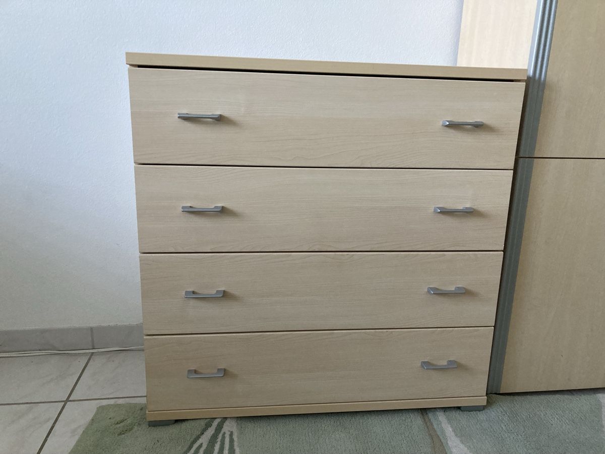 Truhen: Drawer – Gebraucht aus Horgen von Andradina