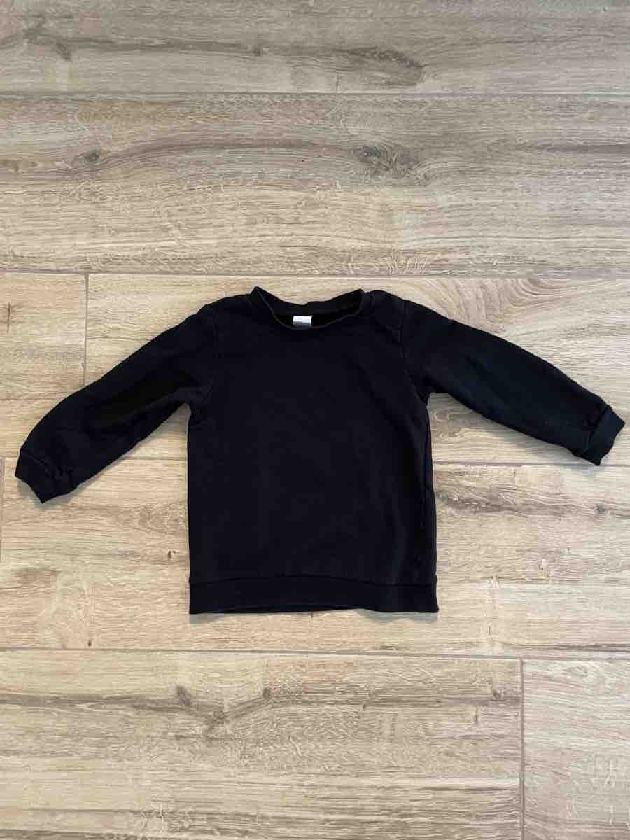 Maglioni & Felpe: Kinder Pullover schwarz langarm Gr. 104 – Usato da Winterthur venduto da NaNa24