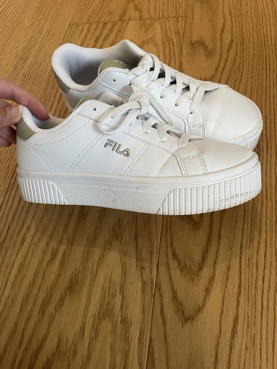 Fila Scarpe da donna: Sneaker Fila – Usato da Kilchberg BL venduto da ann_kwk5 1