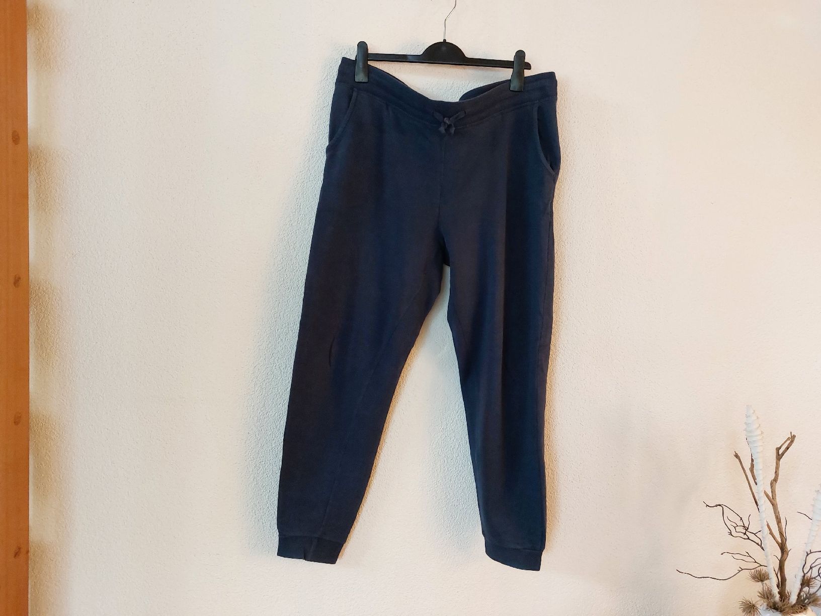 C&A Pantalons: Dunkelblaue Damen Jogginghose, Grösse L – D'occasion à Effingen par roe_7mb7