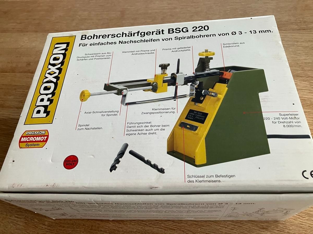 Proxxon Tutte le macchine: Proxxon BSG 220 Bohrerschärfgerät – Nuovo e nell'imballaggio originale da Hauterive NE venduto da eriamch