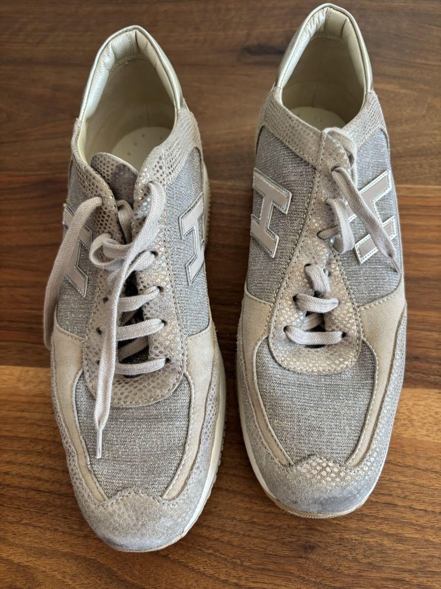 Hogan Scarpe da donna: Hogan Sneakers Gr. 40 – Usato da Winterthur venduto da san_wd8j