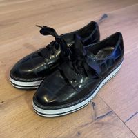 Marc Cain Damen Schuh Lack-Optik, Schwarz, Gr. 37 neuwertig