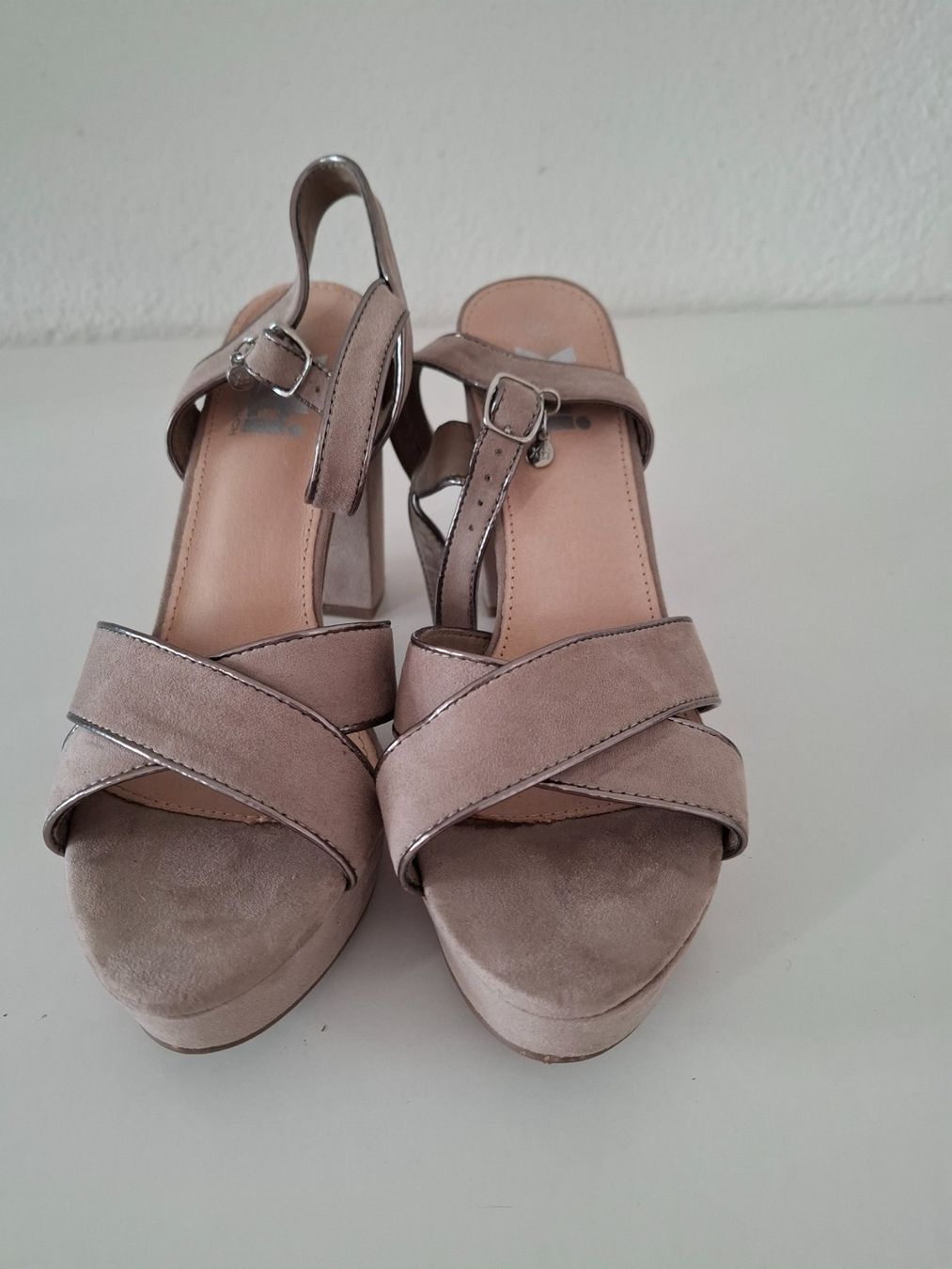 Scarpe da donna: Sandaletten – Usato da Zürich venduto da honolulu4711 1