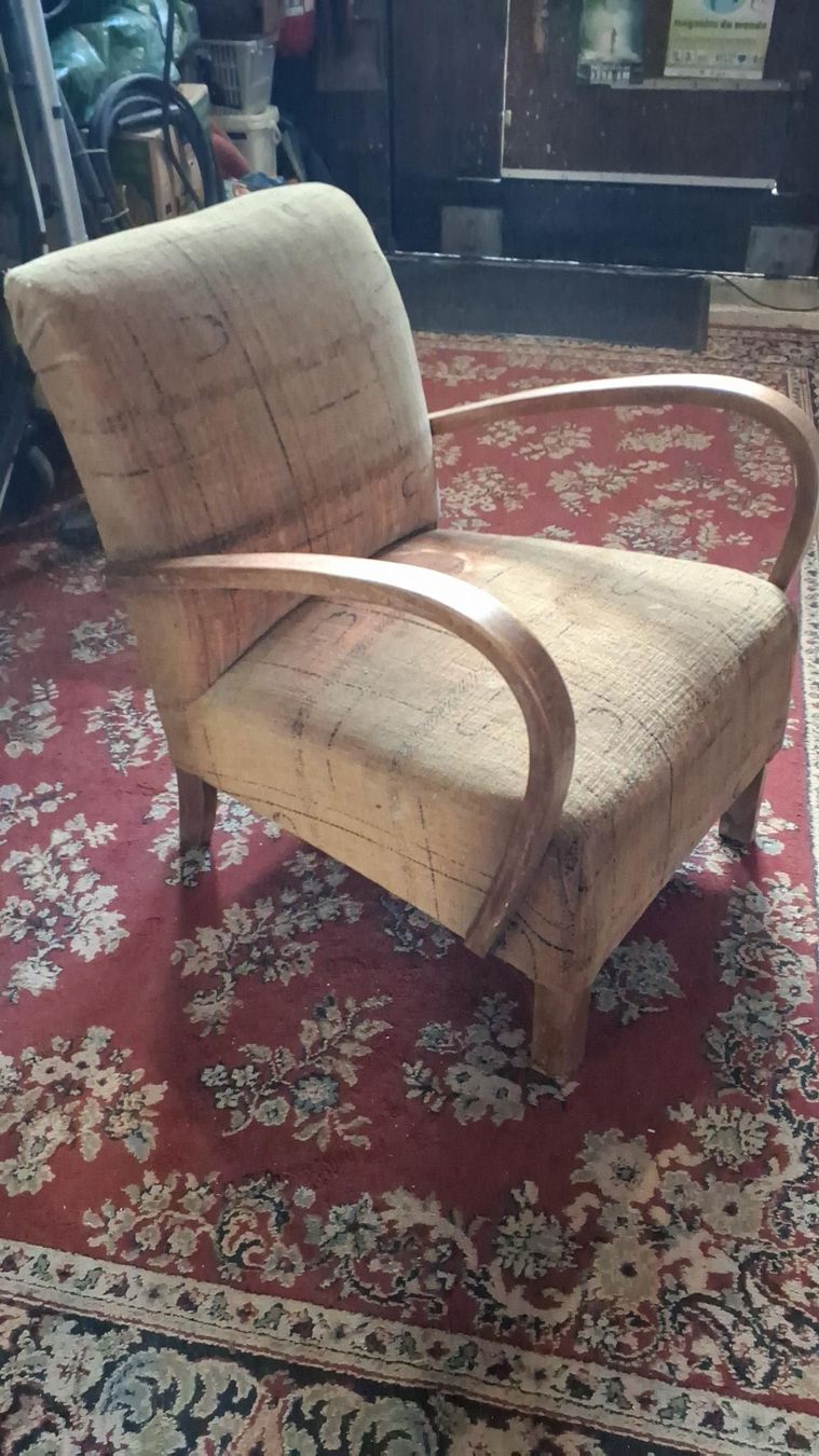 Poltrone: Fauteuil vintage confortable  – Usato da Sion venduto da Sam-stress