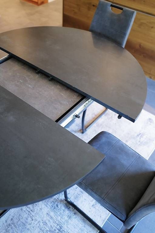 Tischset: Moderner Design-Esstisch mit 6 Stühlen – Gebraucht aus Basel von easydriver23 3