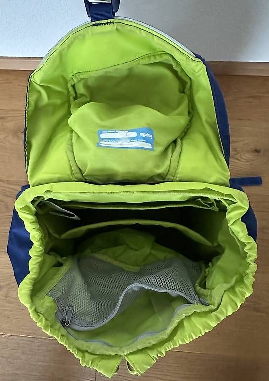 Equipement de magasin & Foires: Ergobag Schulthek Schulrucksack mit Kletties – D'occasion à Männedorf par han_5vkz 3