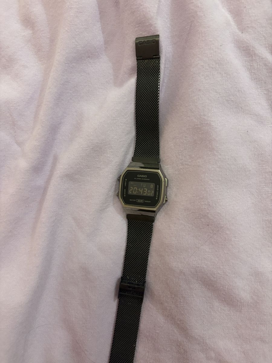 Casio Uhren: Casio black – Gebraucht aus Zermatt von Sowwer