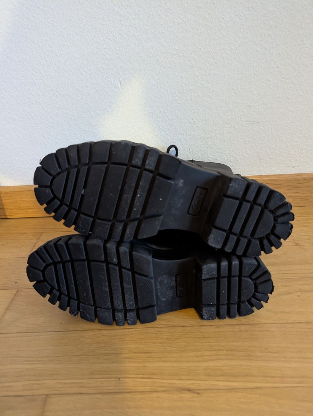 Clarks Scarpe da donna: Clarks Schwarze Boots Gr. 37 – Usato da Luzern venduto da phi_89 5