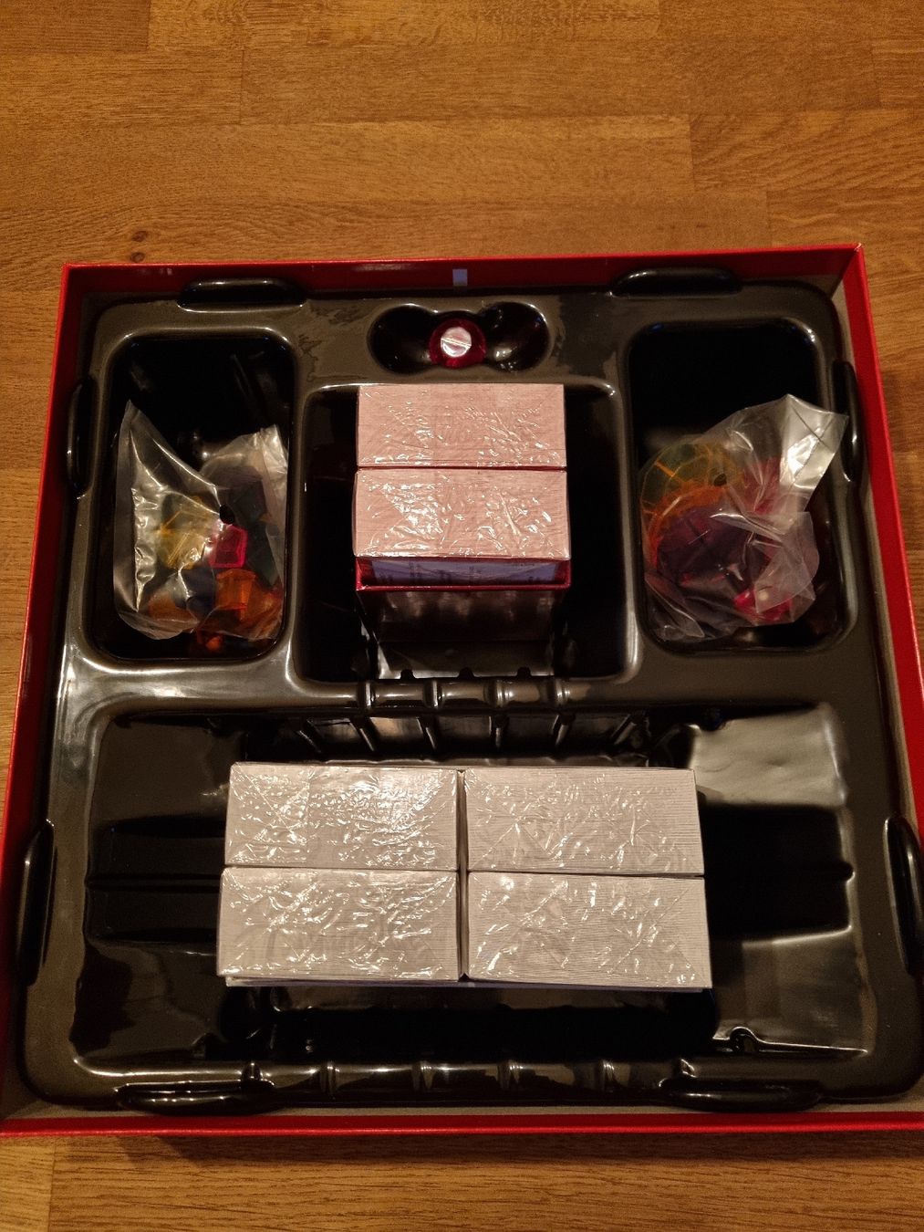 Hasbro Giochi: unbenutztes Trivial Pursuit 40th Anniversary Ruby Edition – Nuovo (secondo la descrizione) da Bern venduto da Meper 2